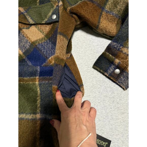 BlankNYC Hit The Trail Shacket Flannel Brown Green Navy Sz M‎ - Picture 6 of 12